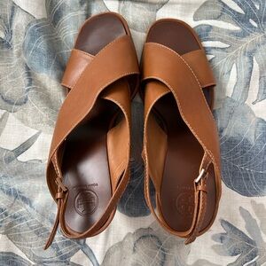 EUC Tory Burch Gabrielle Wedge Sandals Size 10 Royal Tan